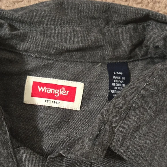 Wrangler Size L Supreme Gray Button-Up Shirt - Picture 2 of 5